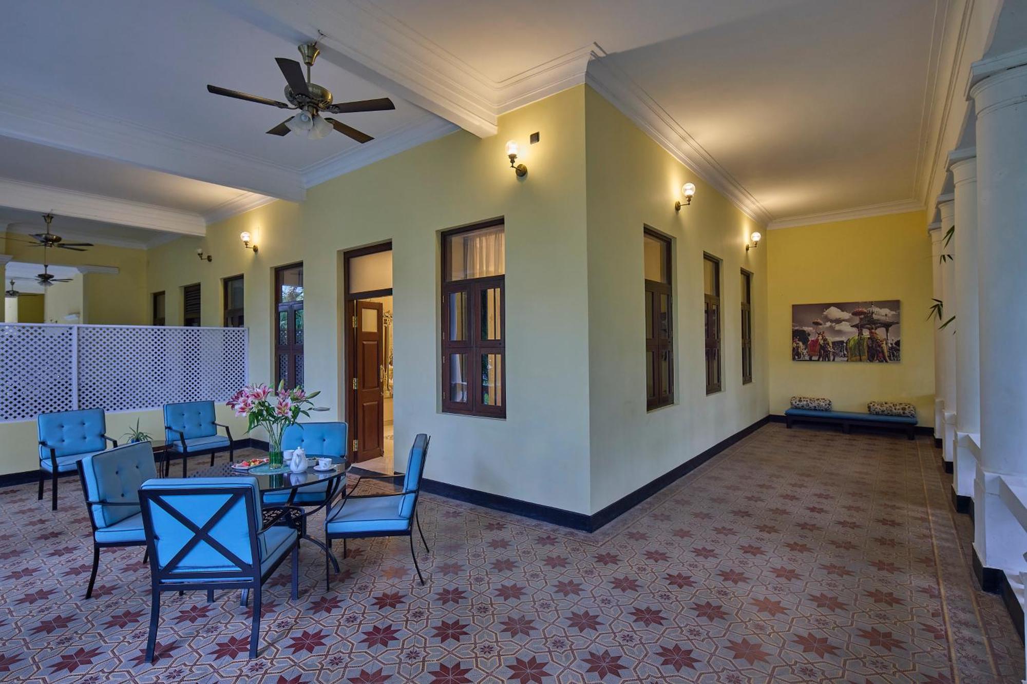 Royal Orchid Metropole Mysore Eksteriør billede