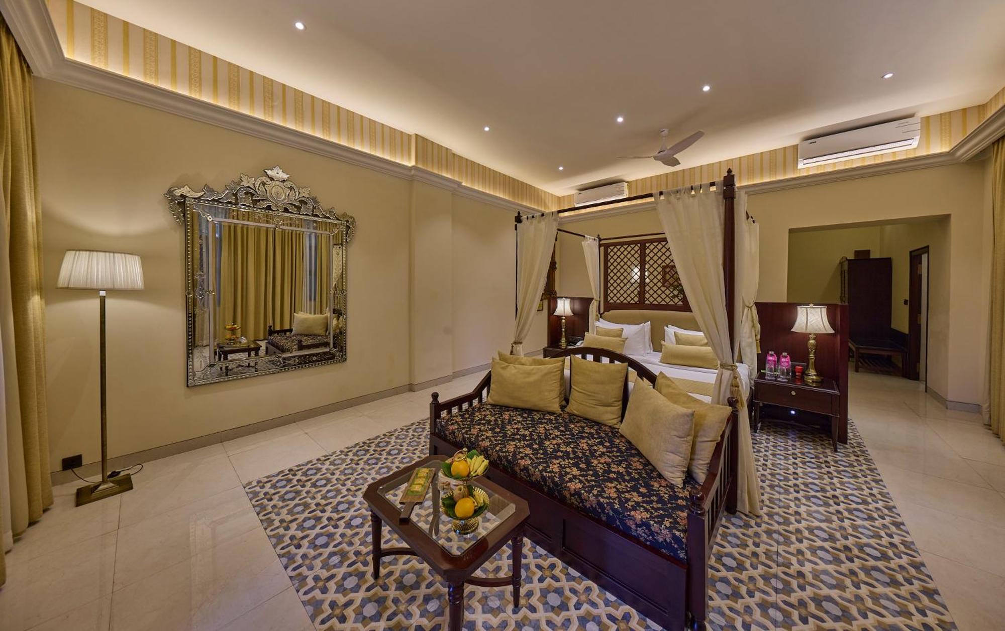Royal Orchid Metropole Mysore Eksteriør billede